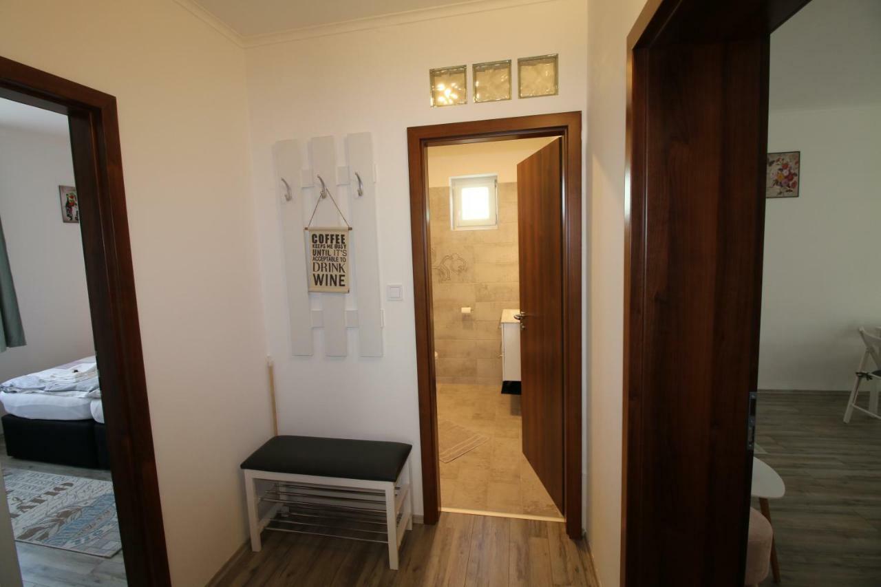 Szent Ivan Apartman エゲル エクステリア 写真