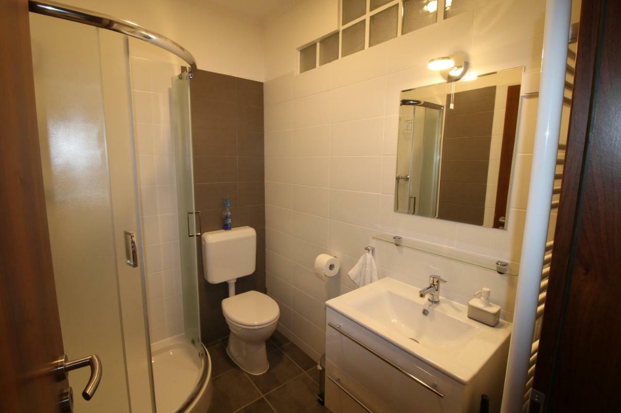 Szent Ivan Apartman エゲル エクステリア 写真